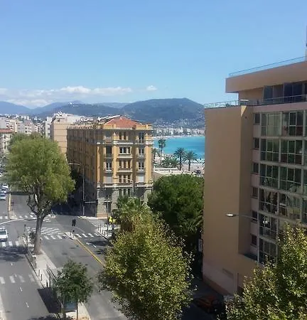 Апартаменты Cote D'azur