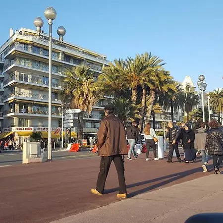 Cote D'azur Апартаменты